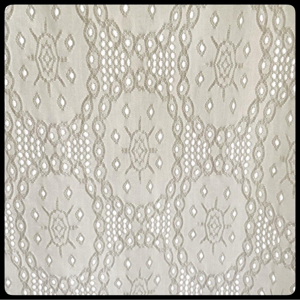 {Urban Romantics} Eyelet Lace Top - Picture 3 of 5